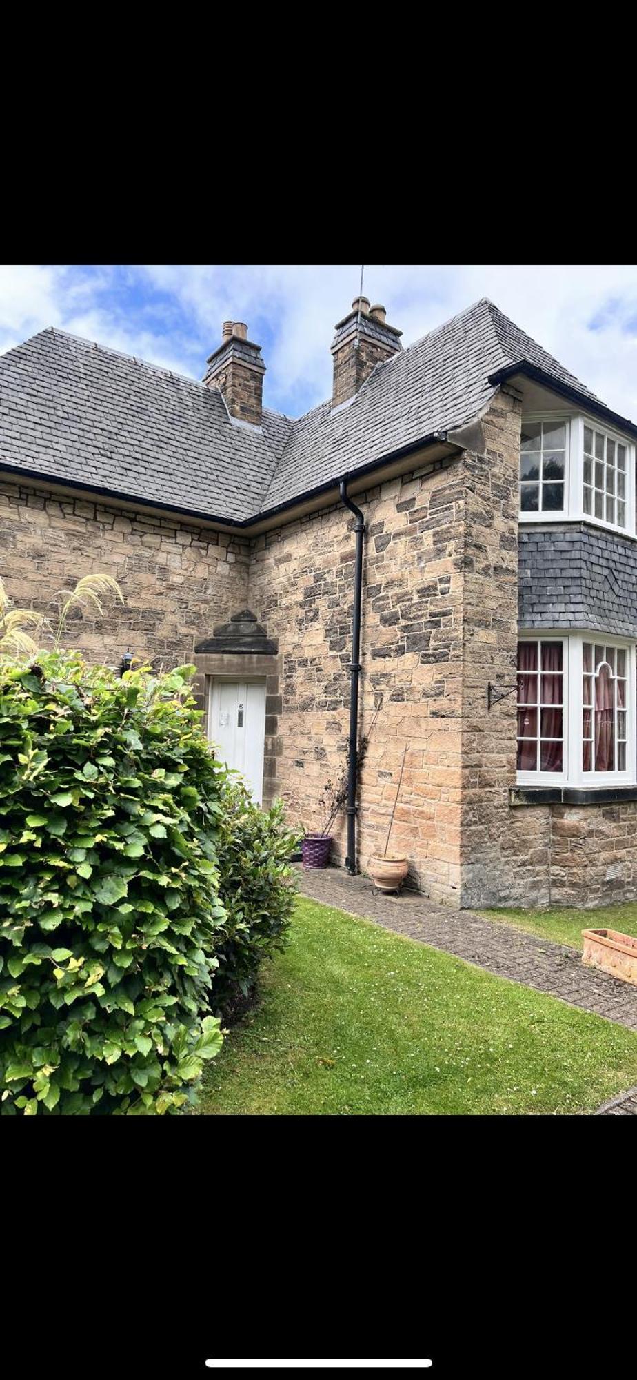 Private Bedroom In Detached Home In Newington, Edinburgh